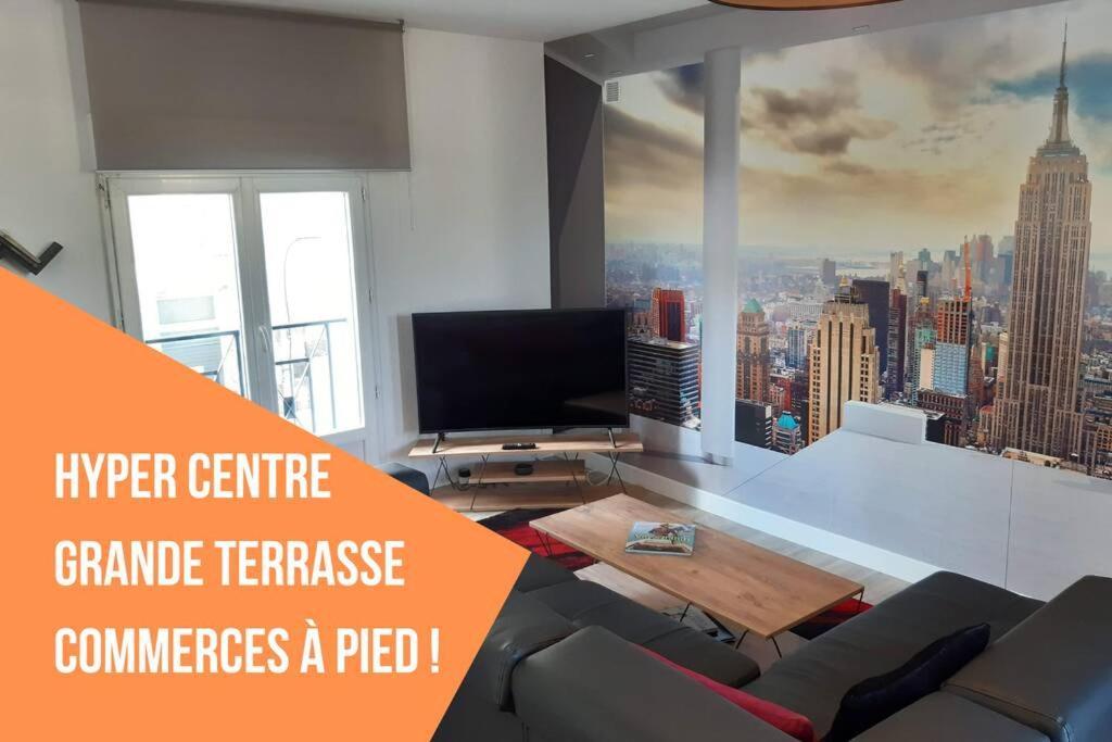 Appartement Renove Le New-York En Centre Ville - Terrasse Et Parking - Non Climatise La Roche-Chalais ภายนอก รูปภาพ